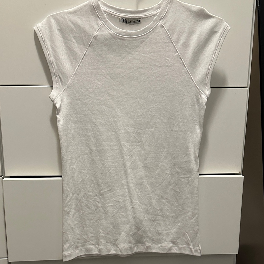 Zara White Sleeveless Top - M